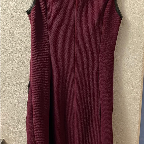 Casual dress - Picture 4 of 8